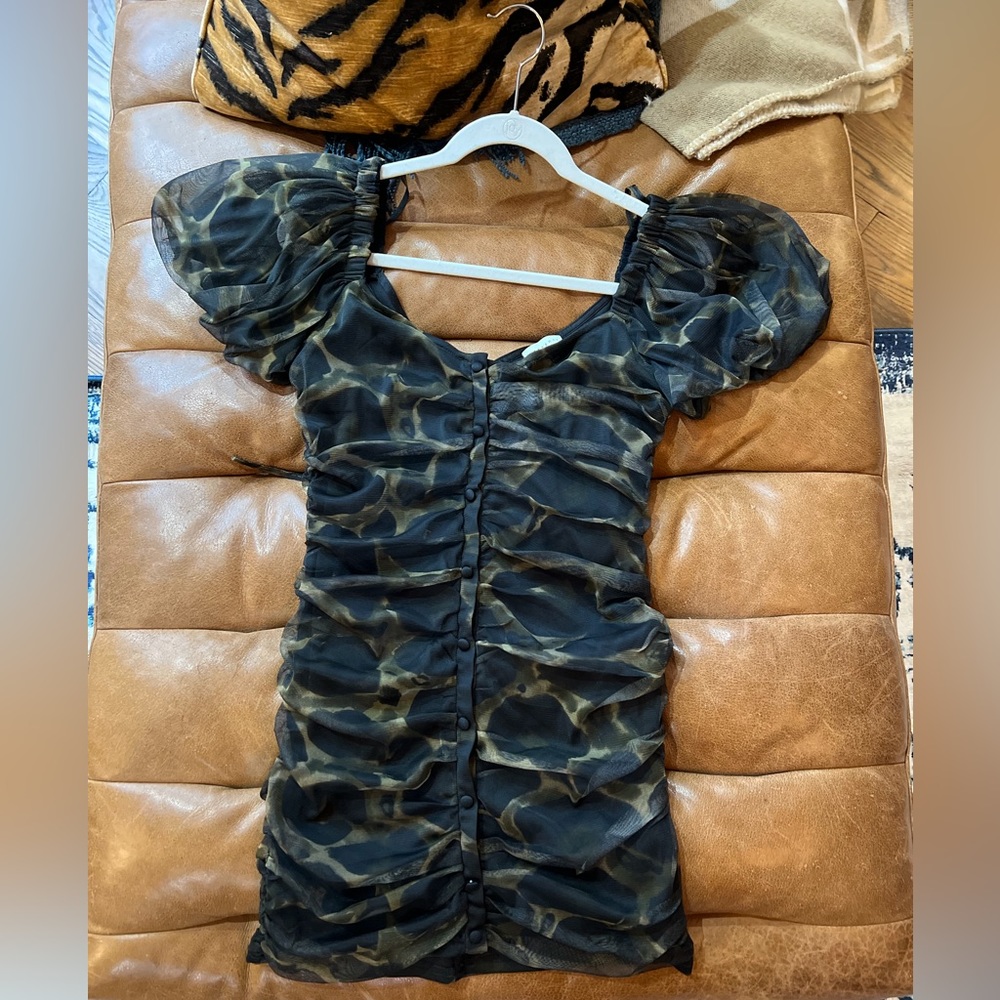 Topshop puffy sleeve dress